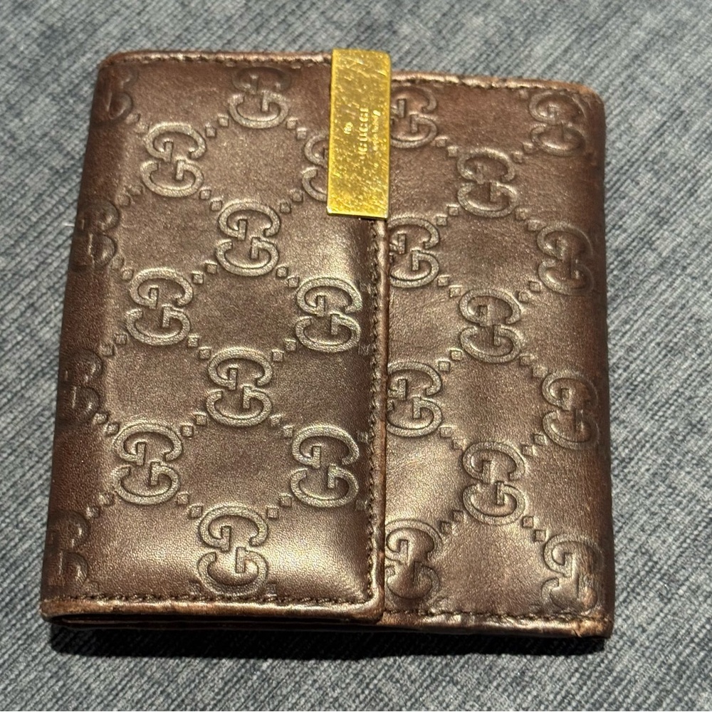 Gucci Dark Brown Leather Wallet with Gold Detail
